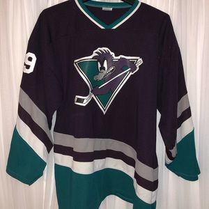 hockey jersey
